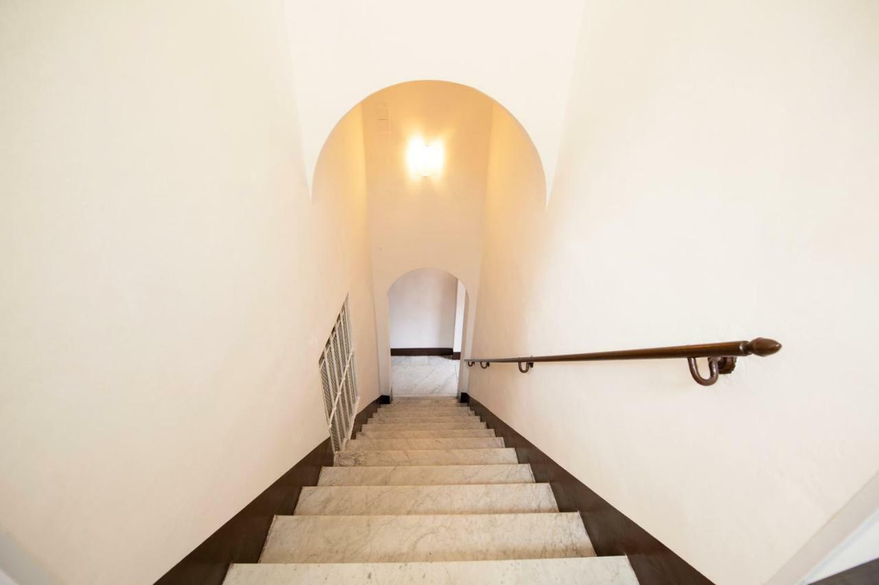 Tiberim Apartment Trastevere 10 Luaran gambar
